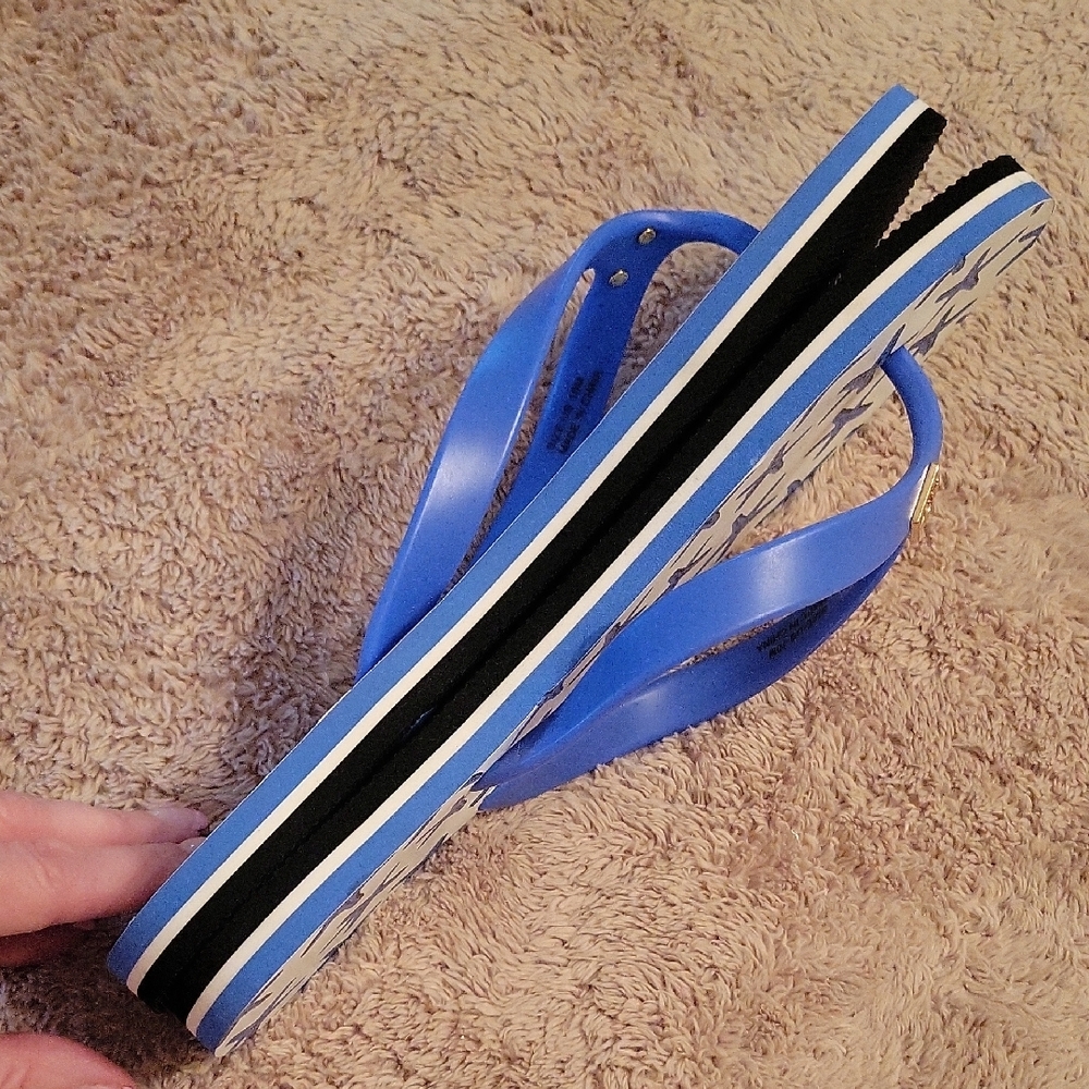 Kate Spade Starfish Flip Flops - Picture 8 of 10
